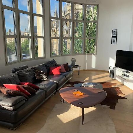 Ferienwohnung Loft Des Sacres - Vue Unique Sur La Cathedrale Reims Exterior foto