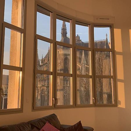 Ferienwohnung Loft Des Sacres - Vue Unique Sur La Cathedrale Reims Exterior foto
