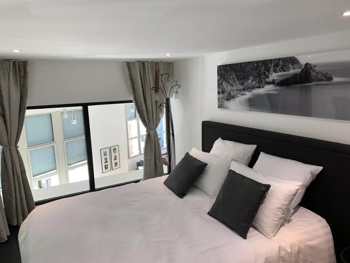 Ferienwohnung Loft Des Sacres - Vue Unique Sur La Cathedrale Reims Exterior foto